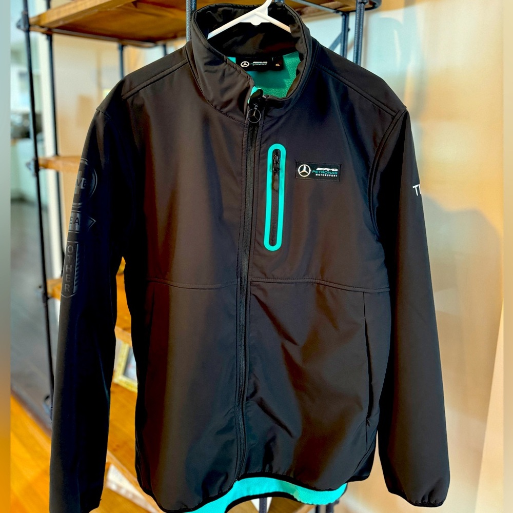 Mercedes-AMG Petronas Formula One Men’s Soft Shell Jacket